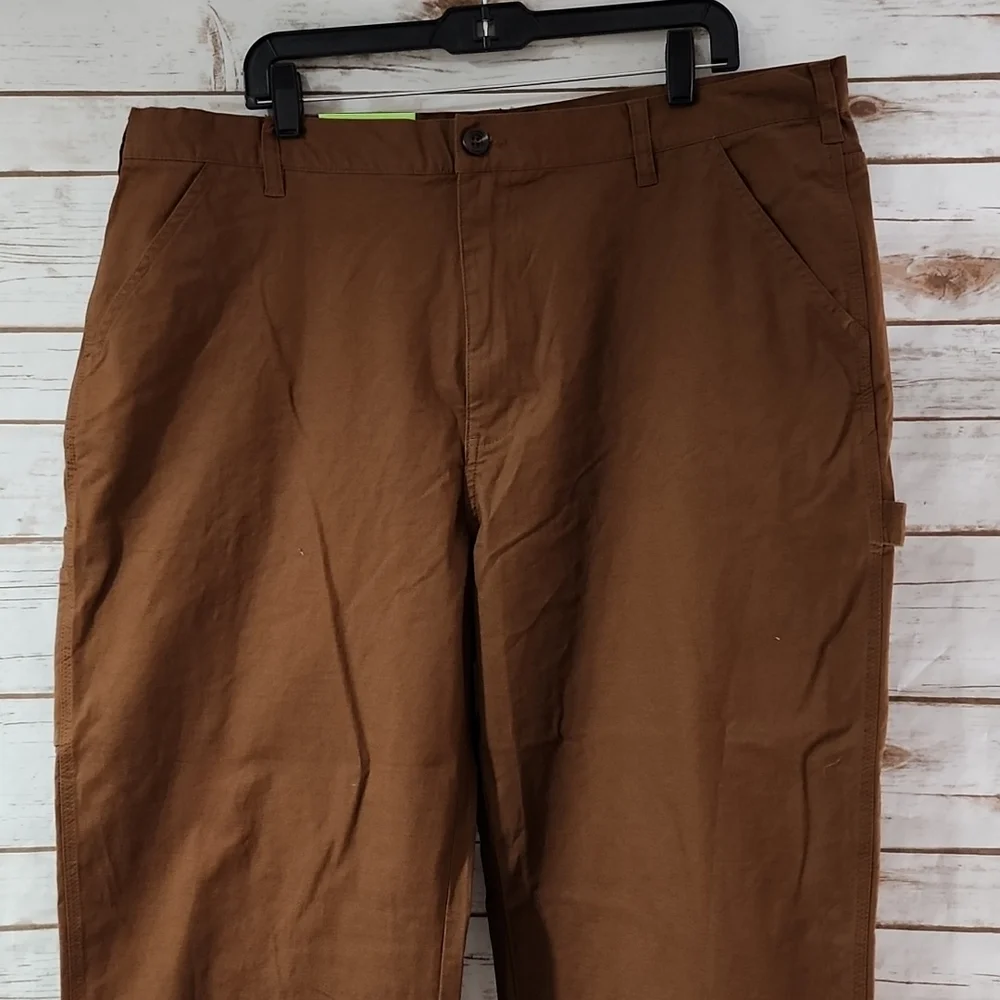 Mens Cargo Pants - Size 42x30 ⭐️NWT!⭐️ - Picture 3 of 9